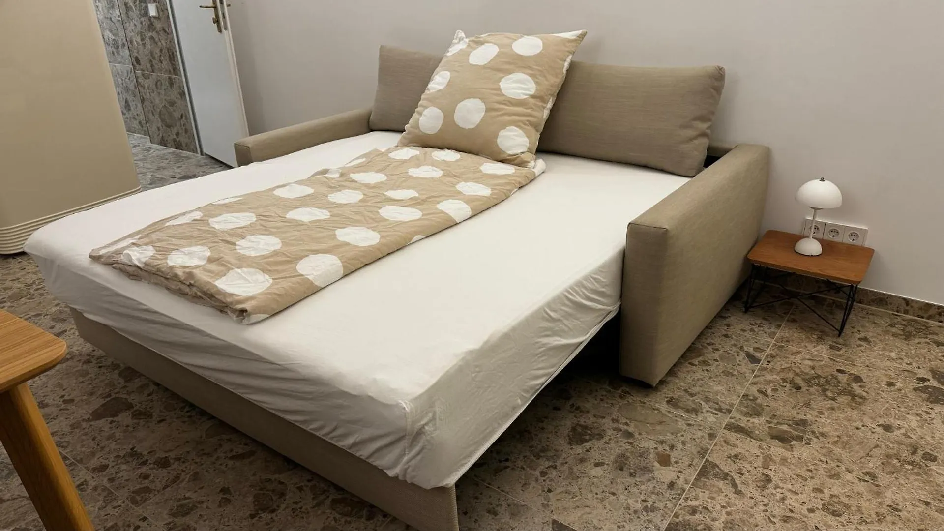 Appartamento Mitten In Der Koelner City - Design Trifft Altbau